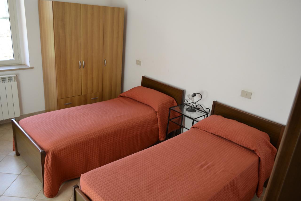 סוברטו Casa Vacanze Valdamone מראה חיצוני תמונה